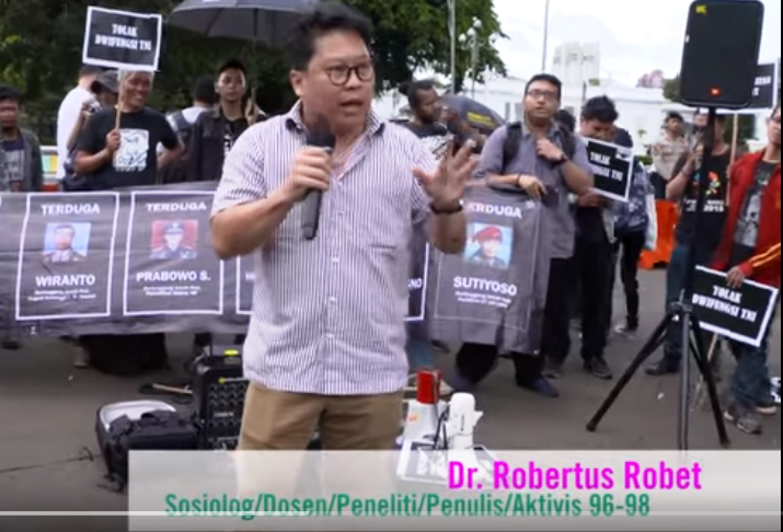 Pegiat Demokrasi Kecam Penangkapan Robertus Robet