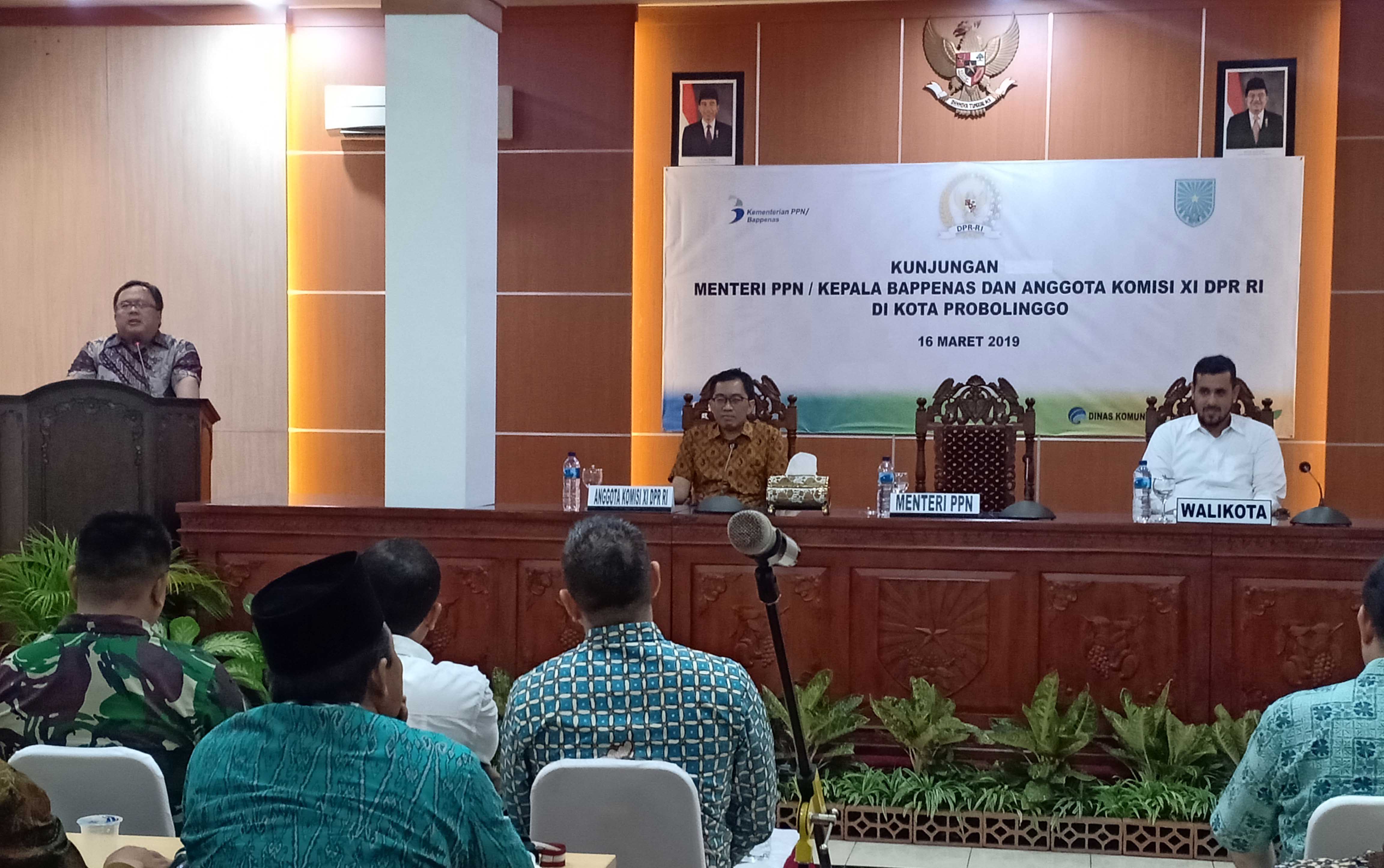 Menteri PPN Dorong Kota Probolinggo Jadi “Kota Jasa Regional”