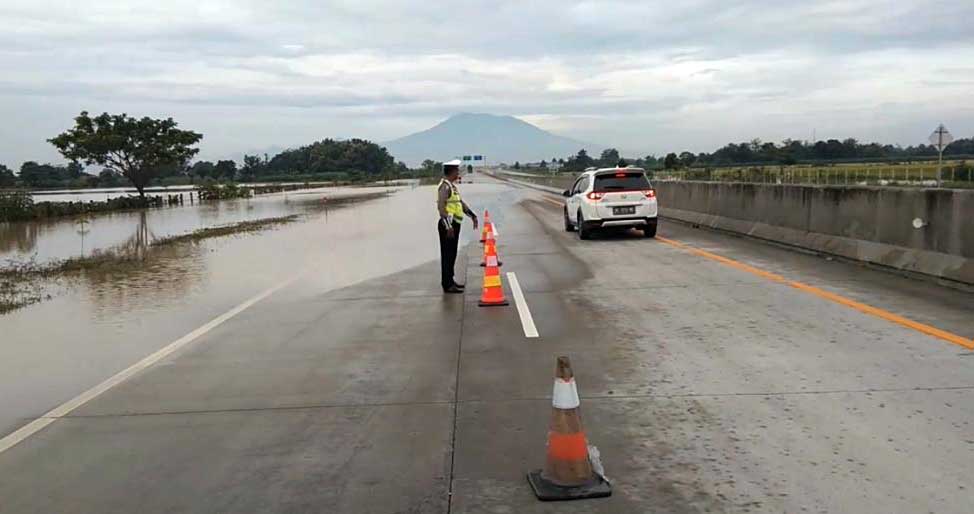 Genangan Air Surut, Jalur Tol Ngawi-Kertosono Normal
