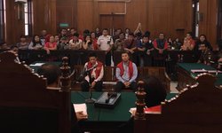 Divonis 7 Bulan Penjara, Tiga Bos PT Sipoa Bebas divonis-7-bulan-penjara-tiga-bos-pt-sipoa-bebas