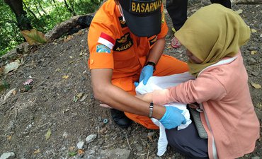 Patroli Angkutan Lebaran, Basarnas Jember Evakuasi Korban Kecelakaan patroli-angkutan-lebaran-basarnas-jember-evakuasi-korban-kecelakaan