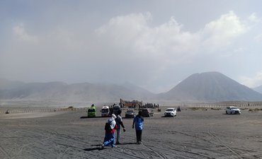 Pengusaha di Bromo Minta Rencana Kereta Gantung Dikaji Cermat pengusaha-di-bromo-minta-rencana-kereta-gantung-dikaji-cermat