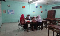 Dispendik Tambah Pagu Negeri, SMP Swasta Hanya Mendapat Segelintir Murid dispendik-tambah-pagu-negeri-smp-swasta-hanya-mendapat-segelintir-murid
