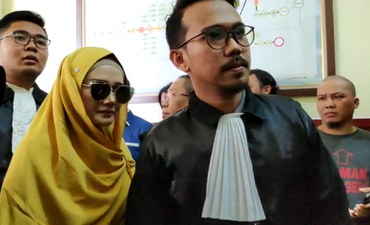 Mulan Jameela Hadiri Sidang Ahmad Dhani mulan-jameela-hadiri-sidang-ahmad-dhani