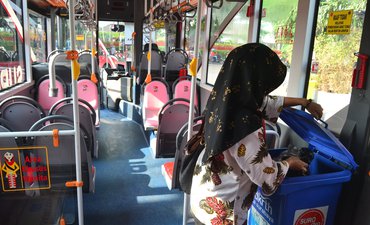 Tiket Suroboyo Bus Dijual Online, Pemkot Batasi Penukaran Stiker tiket-suroboyo-bus-dijual-online-pemkot-batasi-penukaran-stiker