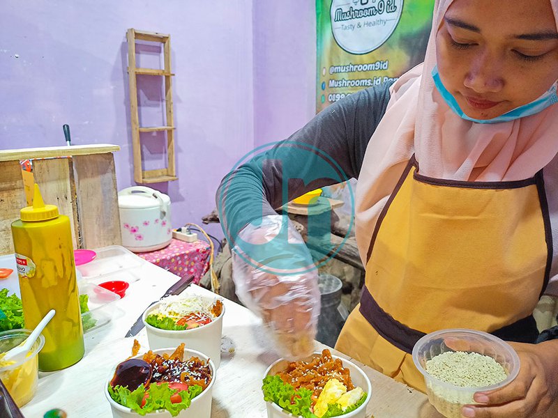 MERACIK: Adifa Choirunisa dijadikan olahan menu makanan yang menarik dan menggugah seperti nugget, rica-rica, rolade steak dan rice bowl.