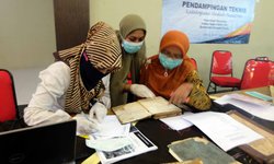PSP Qomaruddin Katalogisasi Tiga Ribu Halaman Naskah Pesantren psp-qomaruddin-katalogisasi-tiga-ribu-halaman-naskah-pesantren
