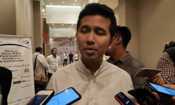 Cerita Emil yang Pernah Diserang Hoaks “Rajanya Korupsi” cerita-emil-yang-pernah-diserang-hoaks-rajanya-korupsi