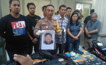 Polrestabes Surabaya Tembak Mati Jambret Sadis polrestabes-surabaya-tembak-mati-jambret-sadis