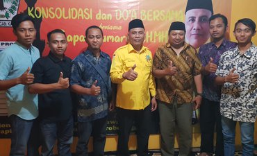 Caleg Golkar ini Berikan Bantuan Hukum Gratis caleg-golkar-ini-berikan-bantuan-hukum-gratis-1555193603