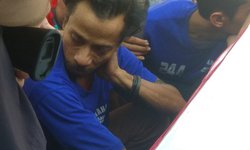 Kejari Surabaya Teliti Berkas Pemain Bass Boomerang kejari-surabaya-teliti-berkas-pemain-bass-boomerang