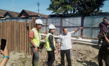 Pemkot Surabaya Target Box Culvert Manukan Rampung November pemkot-surabaya-target-box-culvert-manukan-rampung-november