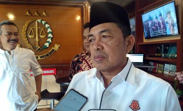 Kejati Jatim Pastikan Kasus Dugaan Korupsi YKP Tak Dihentikan kejati-jatim-pastikan-kasus-dugaan-korupsi-ykp-tak-dihentikan