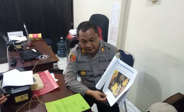 Polisi Kembangkan Kasus Status Facebook Ibu Rumah Tangga Blitar polisi-kembangkan-kasus-status-facebook-ibu-rumah-tangga-blitar