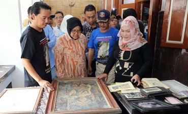Pemkot Surabaya Gagas Kampung Peneleh Jadi Wisata Berbasis Digital pemkot-surabaya-gagas-kampung-peneleh-jadi-wisata-berbasis-digital