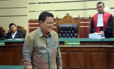 Mantan Wali Kota Pasuruan Setiyono Ngotot Tidak Melakukan Korupsi mantan-wali-kota-pasuruan-setiyono-ngotot-tidak-melakukan-korupsi