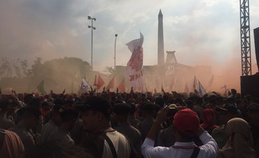 Anggota FMN Surabaya Dibebaskan Setelah Ditangkap Polisi Saat MayDay anggota-fmn-surabaya-dibebaskan-setelah-ditangkap-polisi-saat-mayday