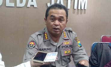 Tim Saber Politik Uang Amankan Mobil Pembawa Rp373 Juta tim-saber-politik-uang-amankan-mobil-pembawa-rp373-juta