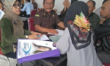 3.097 Pekerja dari 225 Badan Usaha di Blitar Belum Terdaftar sebagai Peserta JKN-KIS 3-097-pekerja-dari-225-badan-usaha-di-blitar-belum-terdaftar-sebagai-peserta-jkn-kis