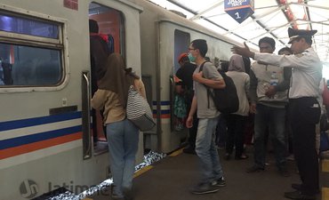 Puncak Arus Balik, Jumlah Penumpang Kereta Api Melonjak puncak-arus-balik-jumlah-penumpang-kereta-api-melonjak