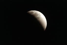 Lima Hari Lagi, Gerhana Bulan Parsial Bisa Diamati di Indonesia lima-hari-lagi-gerhana-bulan-parsial-bisa-diamati-di-indonesia