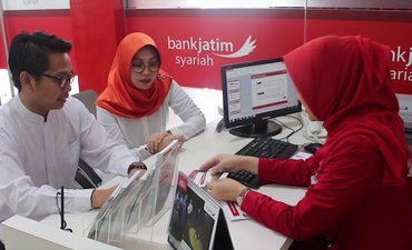DPRD Jatim Pertanyakan Kelanjutan Bank Jatim Syariah dprd-jatim-pertanyakan-kelanjutan-bank-jatim-syariah