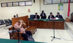 Terdakwa Kasus Jasmas Agus Setiawan Jong Dituntut 6,5 Tahun terdakwa-kasus-jasmas-agus-setiawan-jong-dituntut-65-tahun