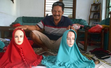 Meraup Untung dari Kerudung meraup-untung-dari-kerudung