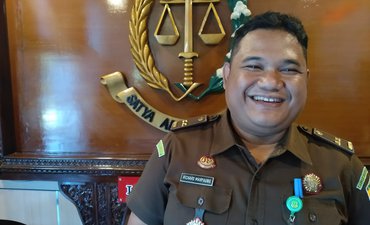 Kejati Jatim Ambil Sikap Pekan Depan Kasus Amblesnya Jalan Gubeng kejati-jatim-ambil-sikap-pekan-depan-kasus-amblesnya-jalan-gubeng