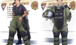 Ima, Gegana Perempuan Penjinak Bom ima-gegana-perempuan-penjinak-bom