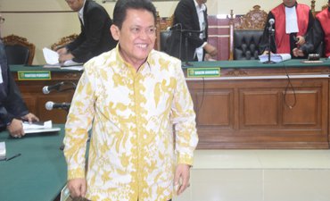 Wali Kota Non Aktif Pasuruan Terbukti Terima Rp2 Miliar wali-kota-non-aktif-pasuruan-terbukti-terima-rp2-miliar