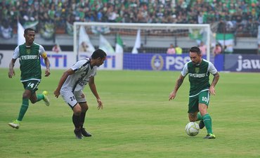 Djanur Belum Puas Meski Menang Telak djanur-belum-puas-meski-menang-telak