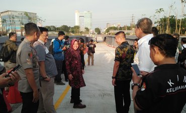 Risma Luncurkan Underpass Bundaran Satelit Jalan Mayjend Sungkono risma-luncurkan-underpass-bundaran-satelit-jalan-mayjend-sungkono
