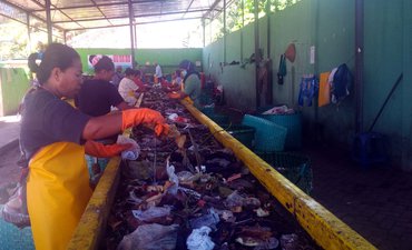 Desa Tembokrejo, Pilah Sampah Jadi Rupiah desa-tembokrejo-pilah-sampah-jadi-rupiah