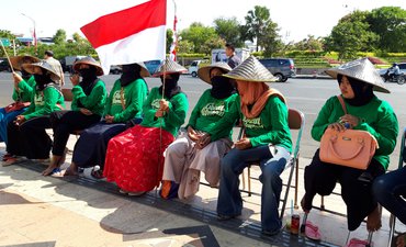 Soekarwo Terkejut Mendengar Informasi dari Perempuan Lakardowo soekarwo-terkejut-mendengar-informasi-dari-perempuan-lakardowo