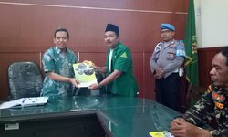 Tolak Prostitusi di Lokalisasi Dolly Jarak Anshor Demo Pengadilan tolak-prostitusi-di-lokalisasi-dolly-jarak-anshor-demo-pengadilan
