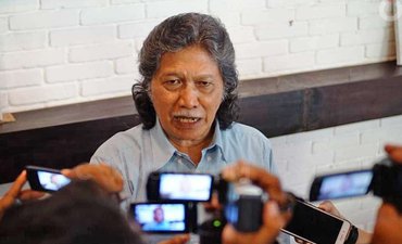 Tak Golput, Cak Nun: Mari Jadi Orang Indonesia Saja tak-golput-cak-nun-mari-jadi-orang-indonesia-saja