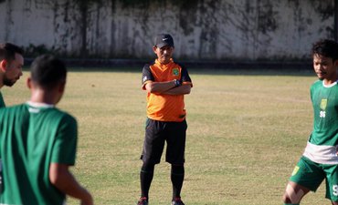 Persebaya Tanpa Hansamu dan Misbakh Jelang Lawan Madura United persebaya-tanpa-hansamu-dan-misbakh-jelang-lawan-madura-united