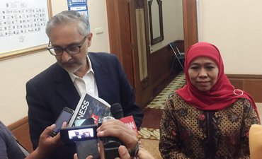 Khofifah Ingin Inggris Bantu Pembangunan MRT dan LRT di Jawa Timur khofifah-ingin-inggris-bantu-pembangunan-mrt-dan-lrt-di-jawa-timur