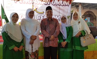 Khofifah Tantang Fandi Utomo Rebut Kursi Wali Kota Surabaya khofifah-tantang-fandi-utomo-rebut-kursi-wali-kota-surabaya