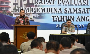 PKB dan BBNKB Jawa Timur Lampaui Target pkb-dan-bbnkb-jawa-timur-lampaui-target