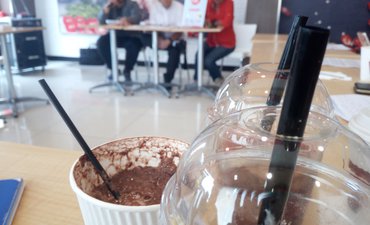 Sejauh Inilah Sampah Sedotan Plastik Jika Dikumpulkan sejauh-inilah-sampah-sedotan-plastik-jika-dikumpulkan