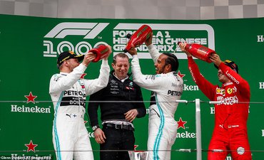 Lewis Hamilton Juara F1 Edisi ke-1.000 lewis-hamilton-juara-f1-edisi-ke-1-000
