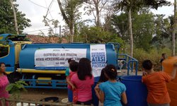 Pacitan Alami Kekeringan Lebih Awal, Warga Kesulitan Air Bersih pacitan-alami-kekeringan-lebih-awal-warga-kesulitan-air-bersih
