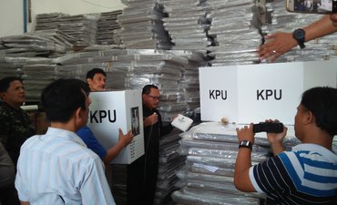 Logistik Pemilu 2019 Kota Surabaya Siap 90 Persen logistik-pemilu-2019-kota-surabaya-siap-90-persen