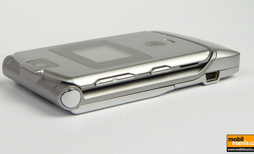 Moto Razr Dirilis Ulang, Harganya Bakal Selangit moto-razr-dirilis-ulang-harganya-bakal-selangit