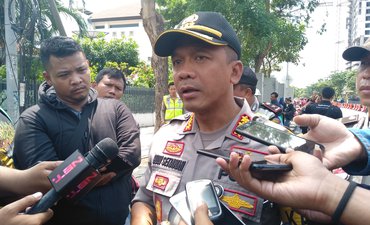 Pembukaan Jalan Raya Gubeng Tunggu Pemasangan Turap Baja p-pembukaan-jalan-raya-gubeng-tunggu-pemasangan-turap-baja-p