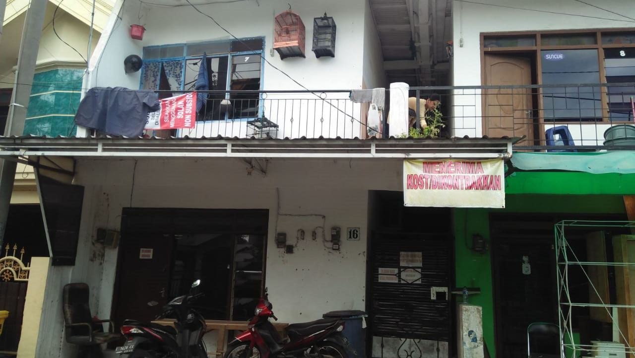 Perempuan di Surabaya Nekat Bakar Diri