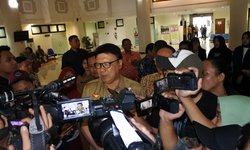 Mendagri: Kepala Daerah Tersangka Korupsi Masih Berhak Dilantik mendagri-kepala-daerah-tersangka-korupsi-masih-berhak-dilantik