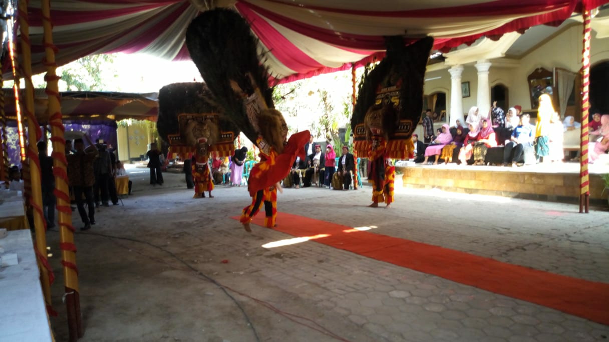 Ini Adat Pernikahan yang Unik di Ponorogo